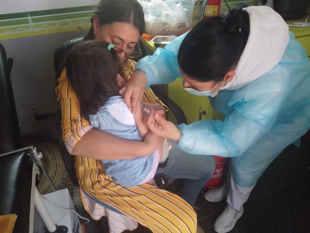 Histórica participación en la primera Jornada Nacional de Vacunación de Chía