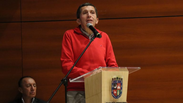 Alcalde Donoso propone una mesa de concertación para el Plan de Ordenamiento Territorial de Chía