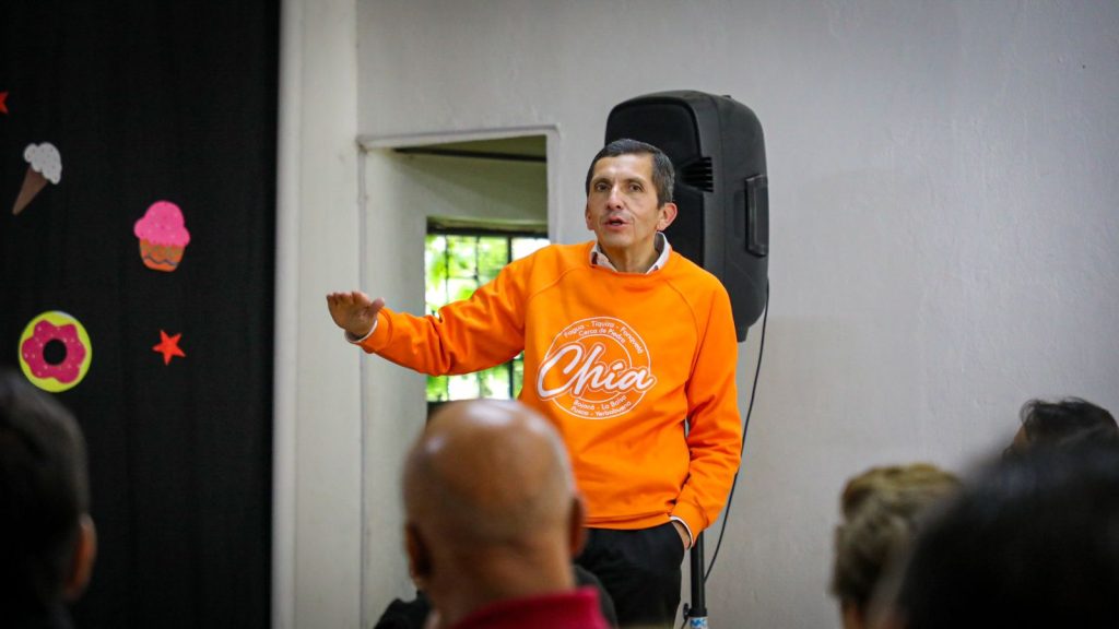 Alcalde de Chía lidera acción integral para transformar el sector El Refugio y La Primavera