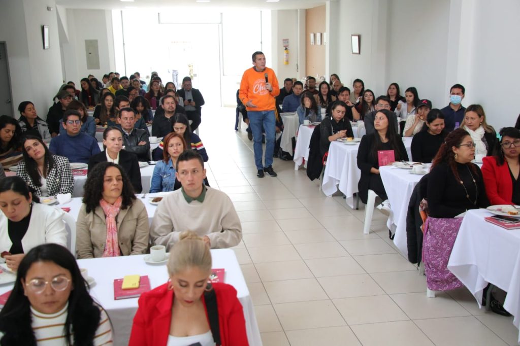 Llegan nuevos docentes a los colegios oficiales de Chía  