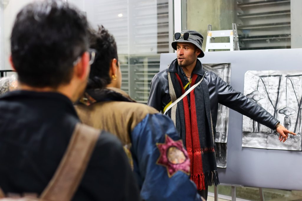 Exposición “Chía Sumak Kawsay: lunas dei yerbabohnita a la valvaunerai”