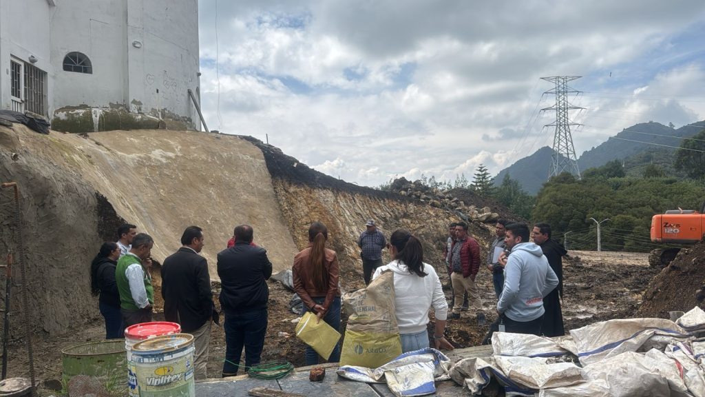 Avanza el seguimiento a obra que adelanta el párroco de la Iglesia de La Valvanera