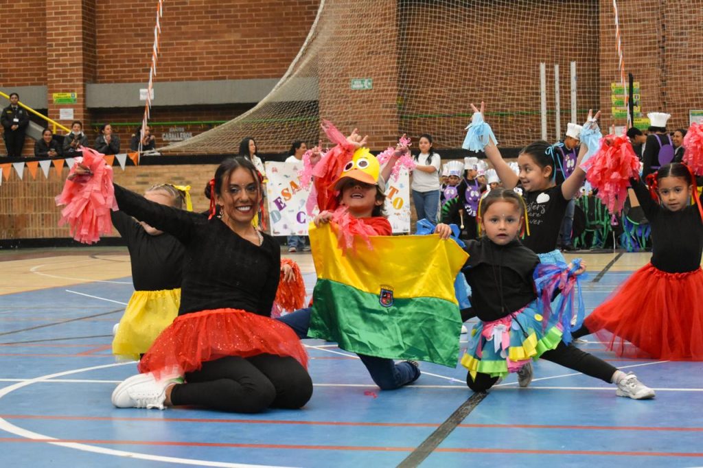 Mil niños de Chía participaron en la XVII edición del Festival de Rondas Infantiles