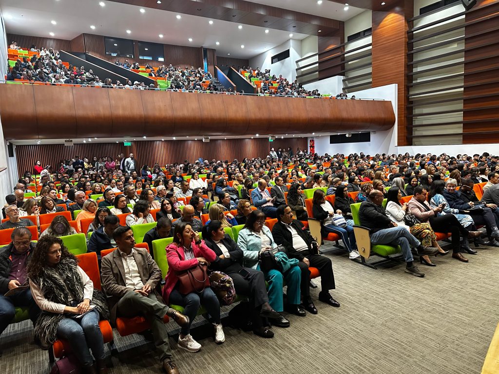 Docentes de Chía acudieron a la inducción para iniciar labores del año 2025