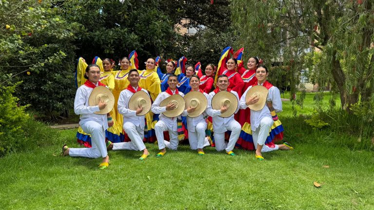 La Alcaldía de Chía sigue cumpliendo sueños: 12 artistas representarán al país en festival de danza de México