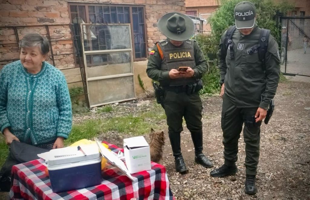 Chía sensibiliza a la comunidad sobre la tenencia responsable de animales de compañía