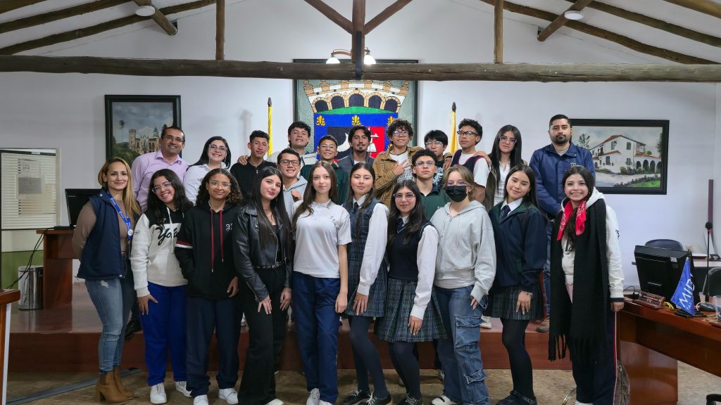 Conozca la nueva mesa directiva del Concejo Municipal Estudiantil 2025