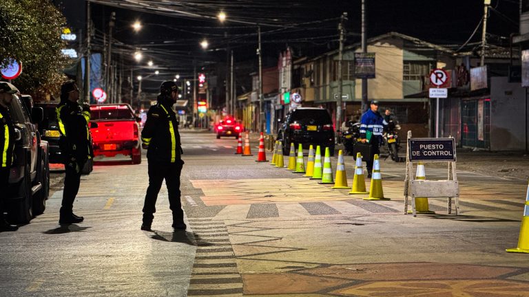 Autoridades de Chía refuerzan seguridad con operativos nocturnos en zona urbana y rural