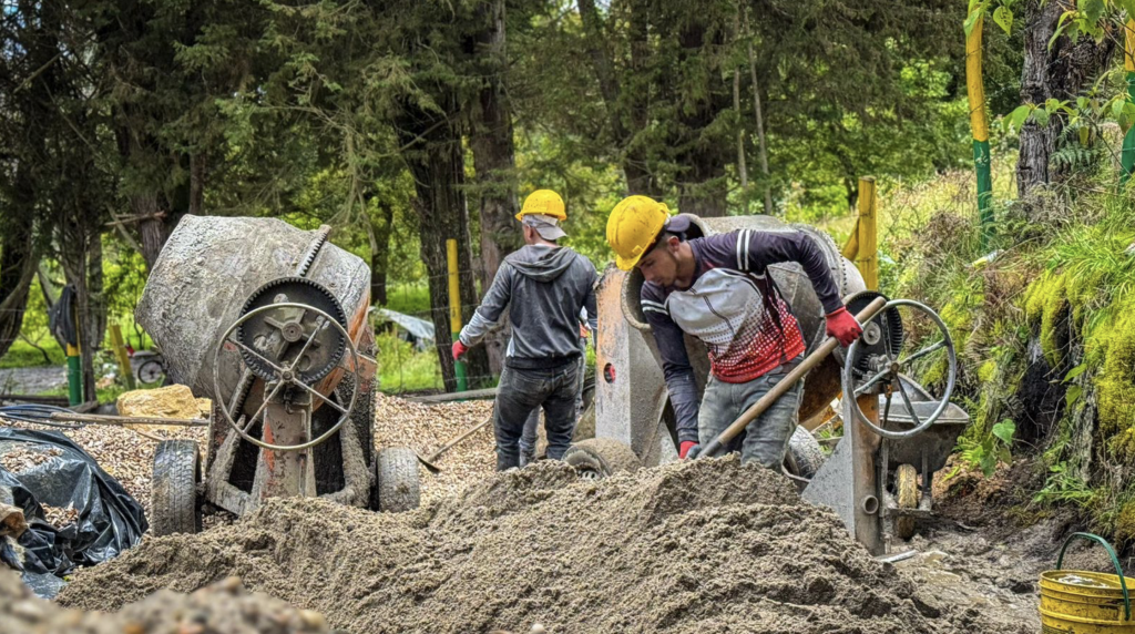 Continúan las obras de rehabilitación de vías en sectores clave de Chía