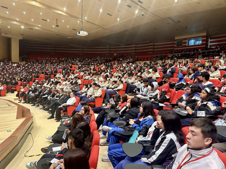 Alcaldía de Chía y UNICOC sellan alianza educativa que beneficiará a jóvenes con descuentos en matrículas