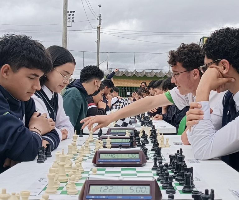 Primer torneo de Ajedrez Escolar en Chía reunió a más de 100 estudiantes de las IEO del municipio
