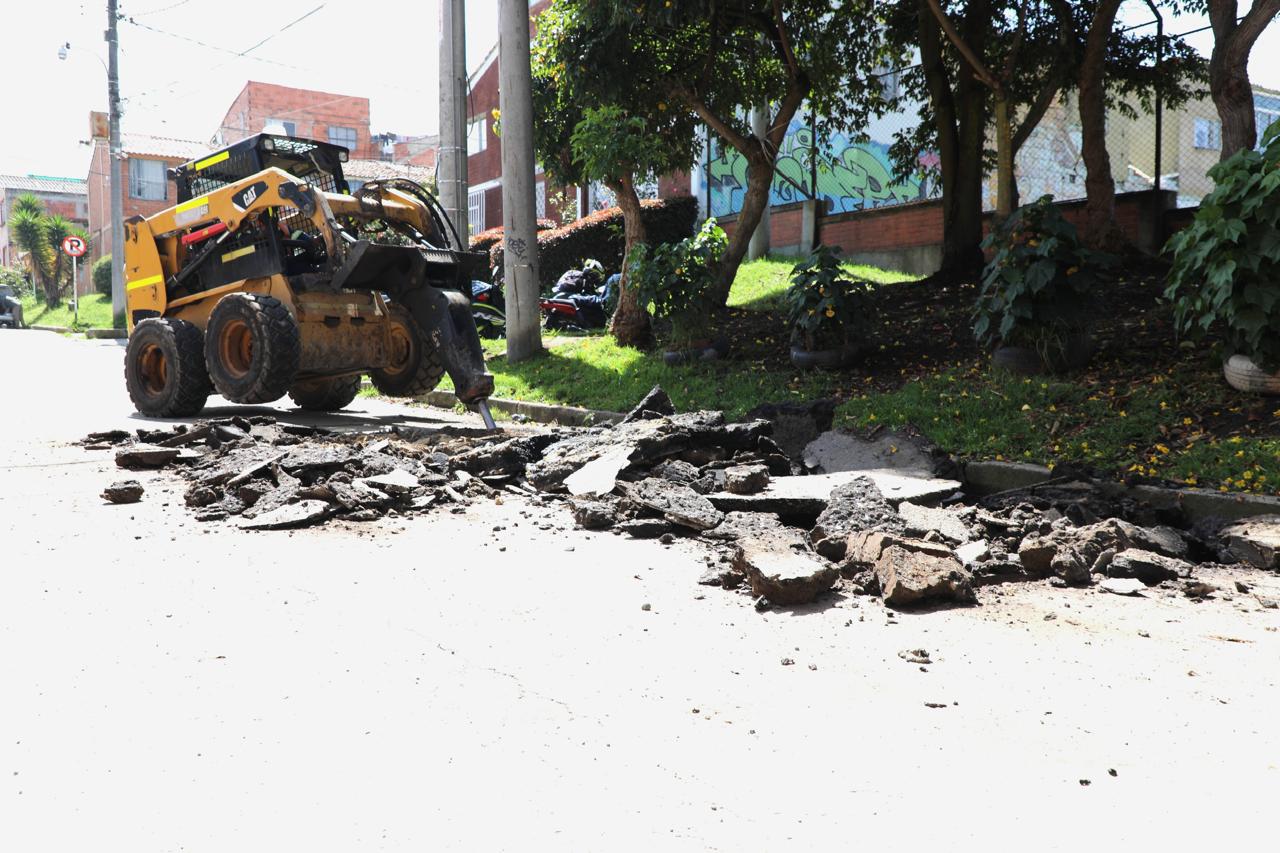 Mantenimiento vial en marcha en importantes sectores de Chía