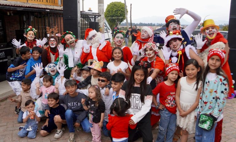 Cerca de 300 personas participaron en el sexto día de las Novenas Navideñas