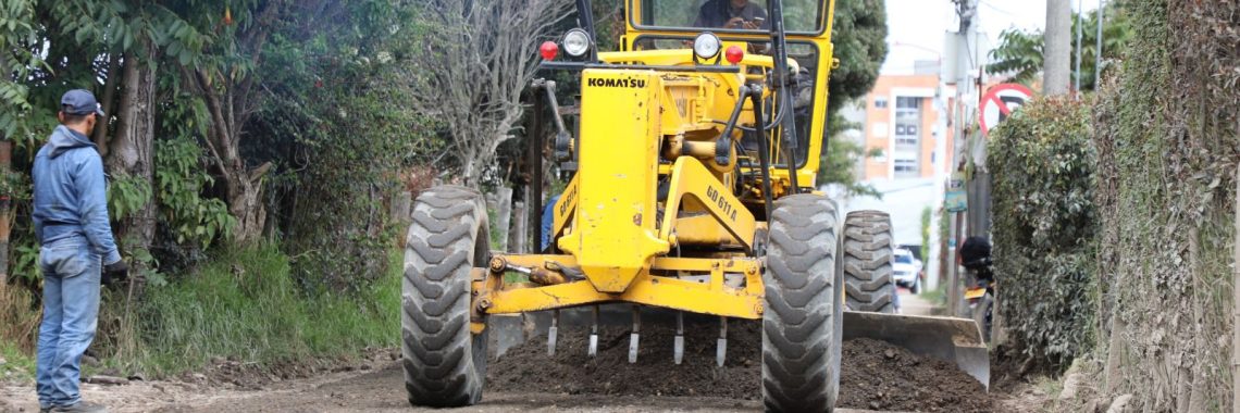 Chía fortalece su malla vial con intervenciones en zonas urbanas y rurales