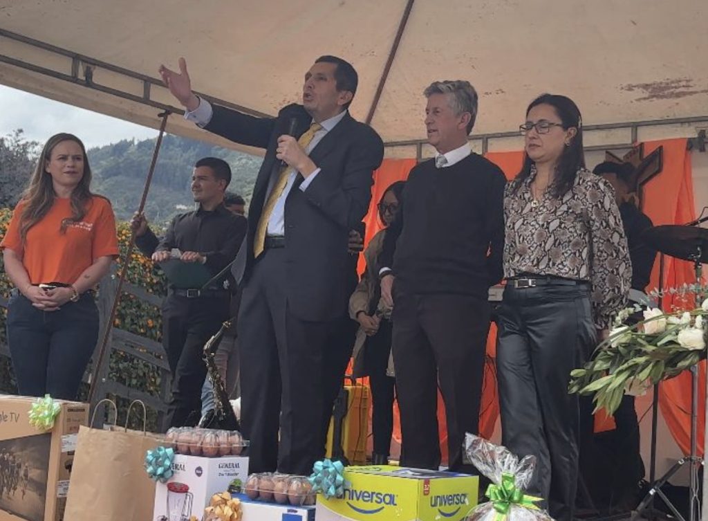 Chía le apuesta a la autonomía económica de la población mayor