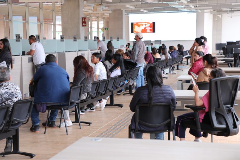 PACO superó las 10 mil atenciones en diciembre y marca un nuevo ritmo en la atención ciudadana de Chía en el CAM