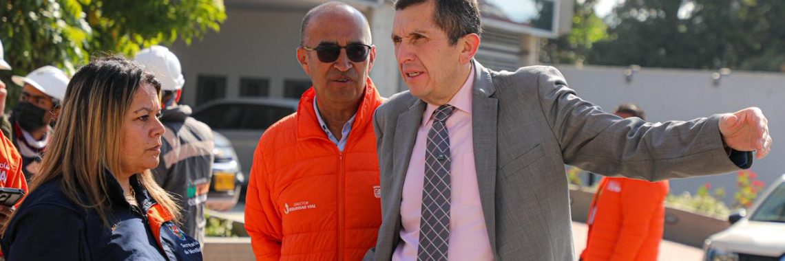 Alcalde Donoso supervisa primer día de cierre de la Carrera 7 entre calles 11 y 12