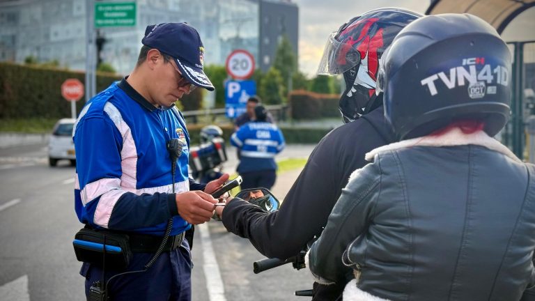 Recuperación del espacio público y campañas seguridad vial en el sector Fontanar