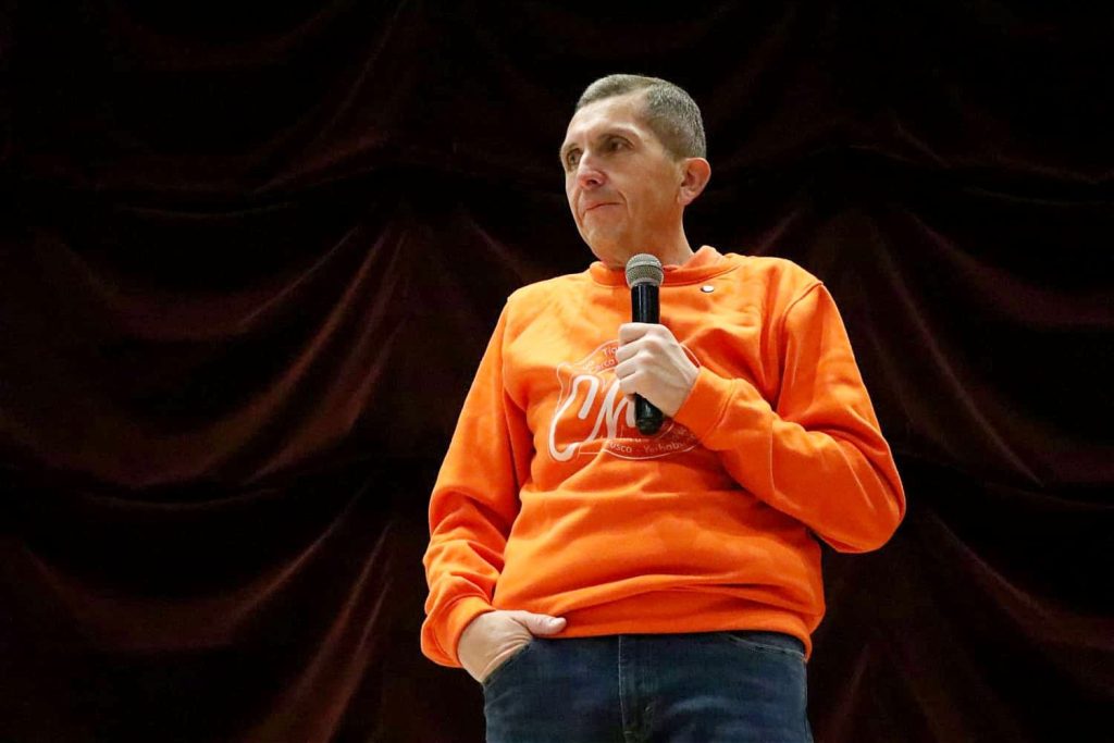 La Administración salió a las calles para promover la escolarización