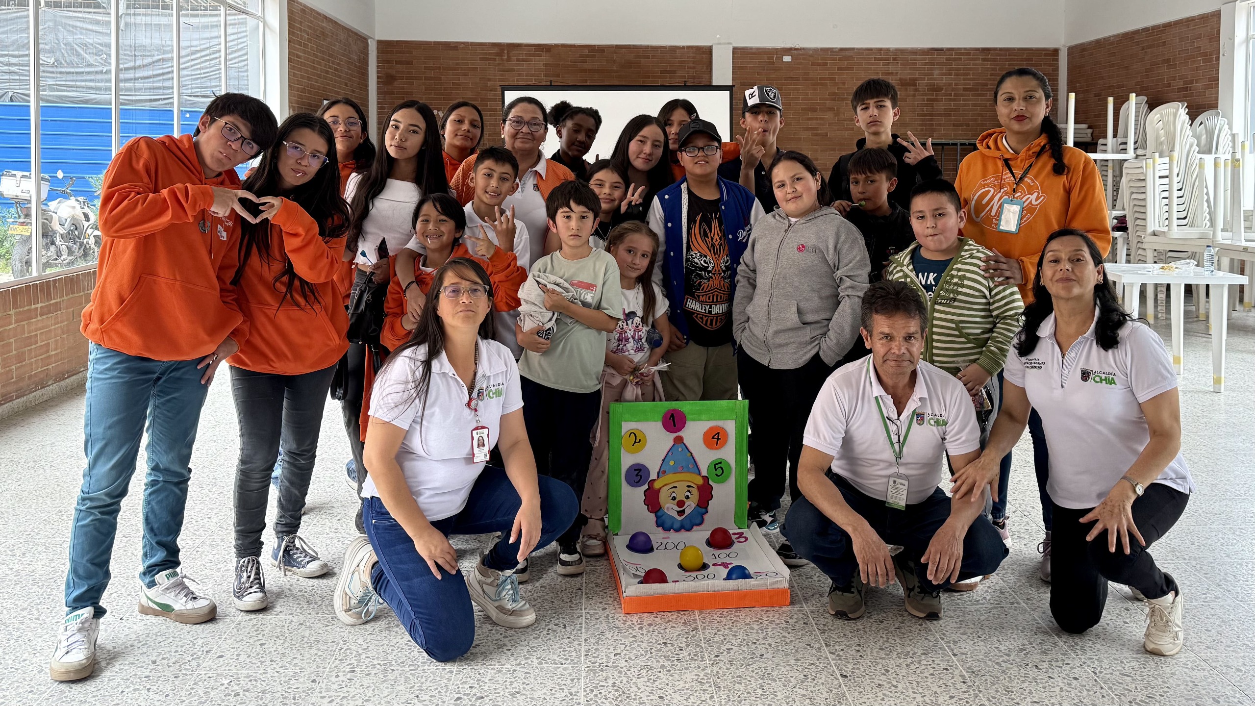 Niños, niñas y adolescentes asisten a la segunda sesión de la Mesa de Participación